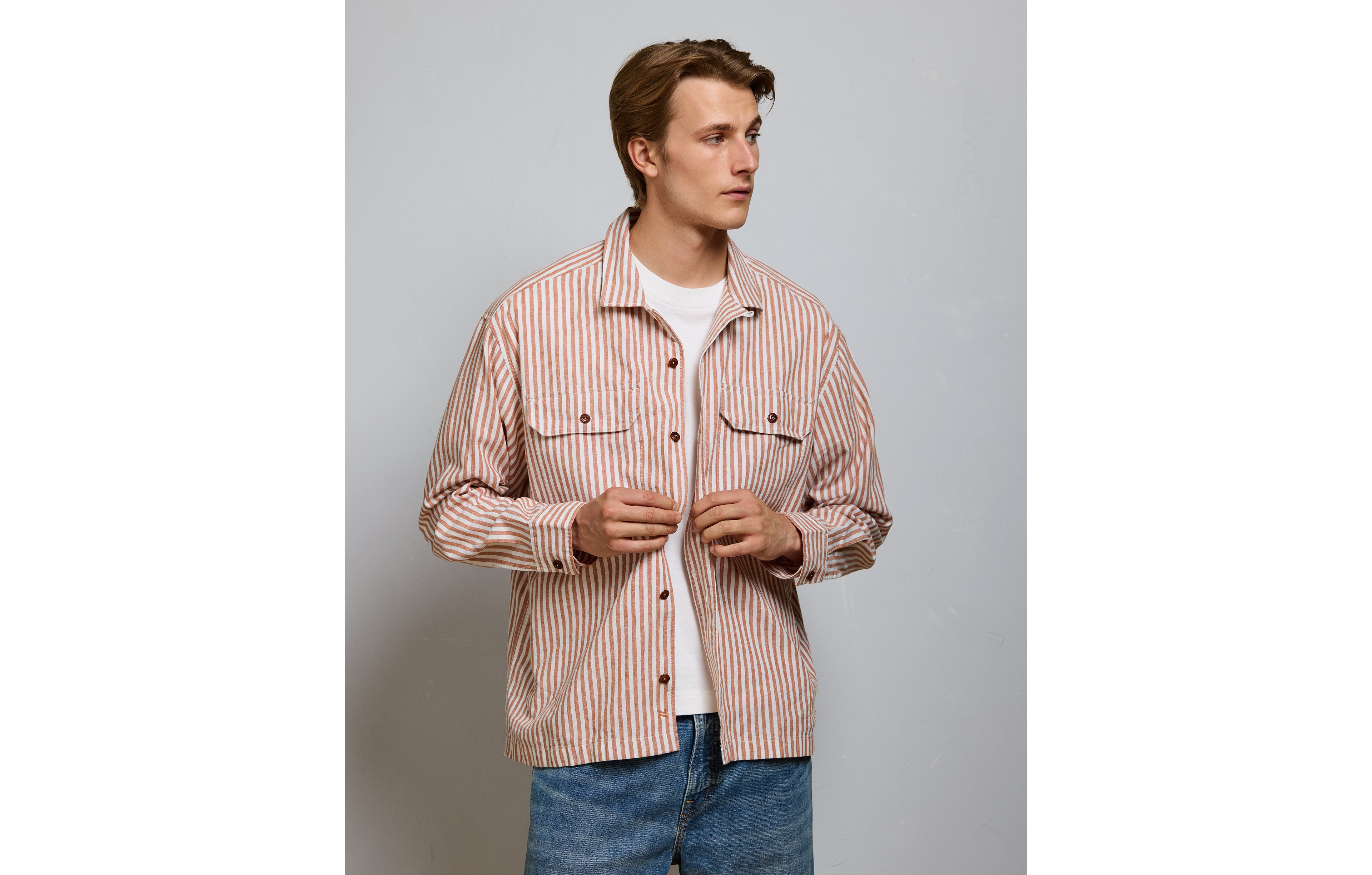AE77 Linen-Blend Camp Collar Surplus Shirt