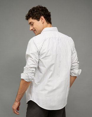 AE Everyday Slim Oxford Button-Up Shirt