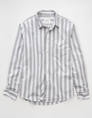 AE Everyday Classic Fit Oxford Button-Up Shirt