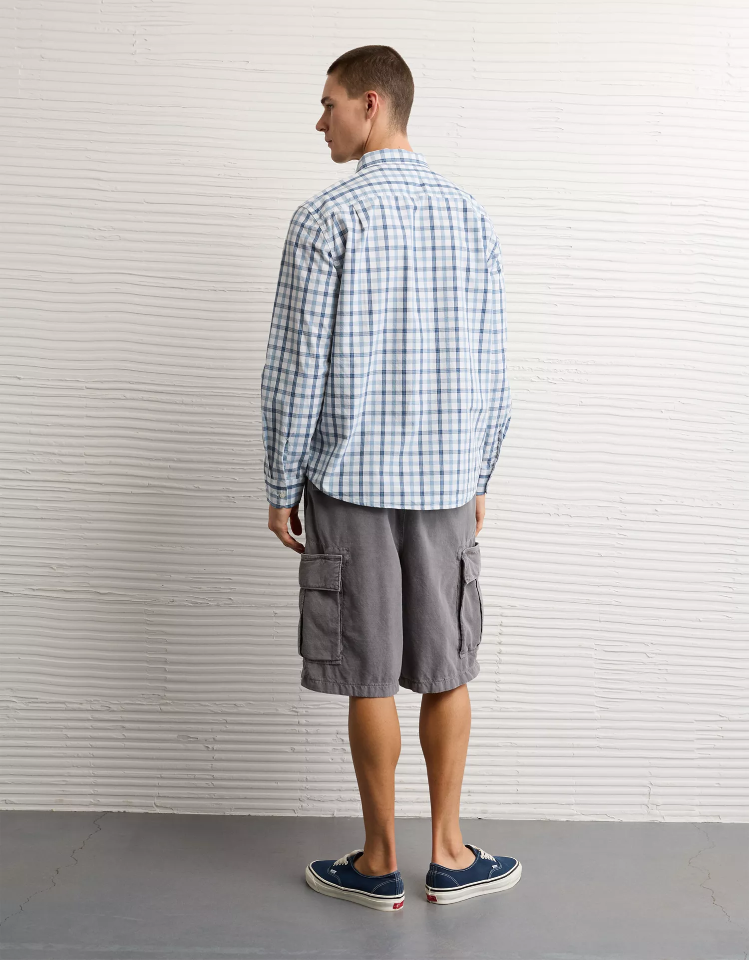 AE Standard Fit Poplin Button-Up Shirt - thumbnail 9