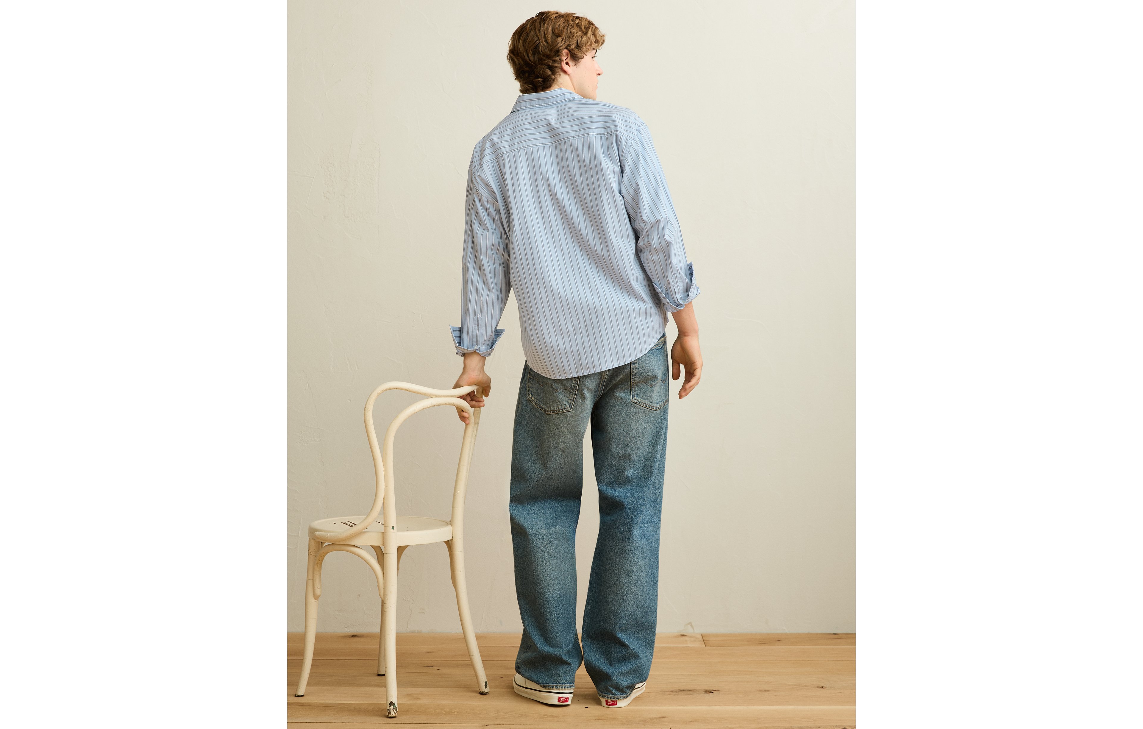 AE Relaxed Fit Poplin Button-Up Shirt