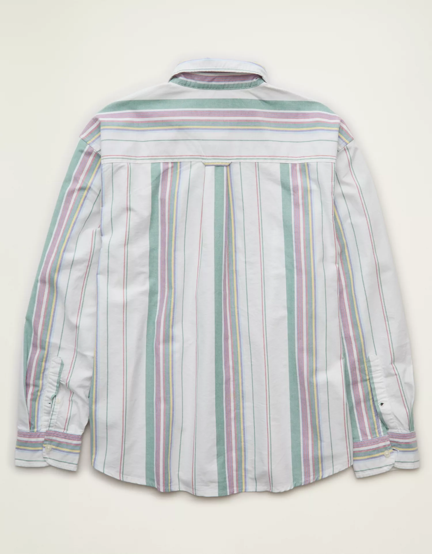 AE Relaxed Fit Oxford Button-Up Shirt - thumbnail 4