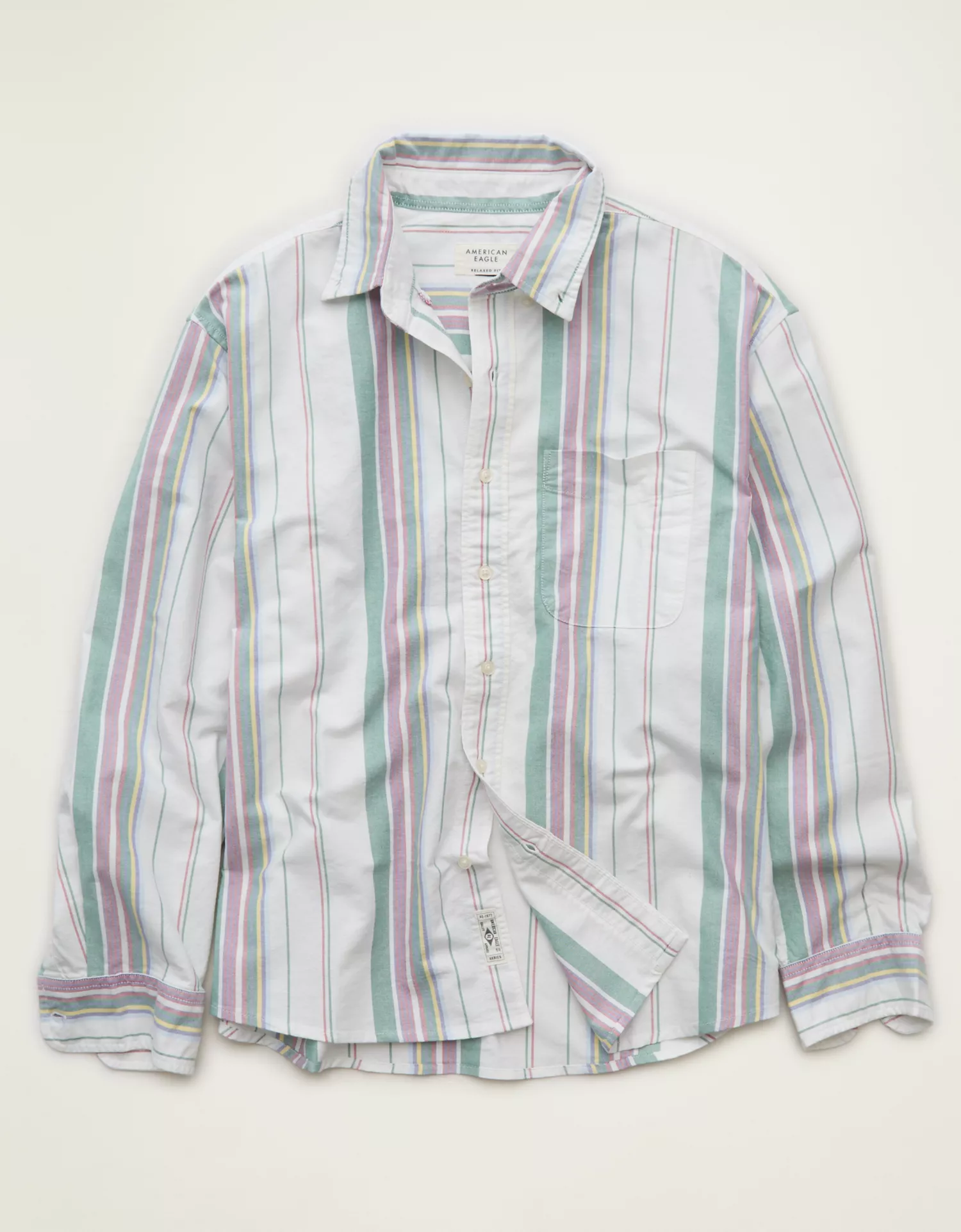 AE Relaxed Fit Oxford Button-Up Shirt - thumbnail 3