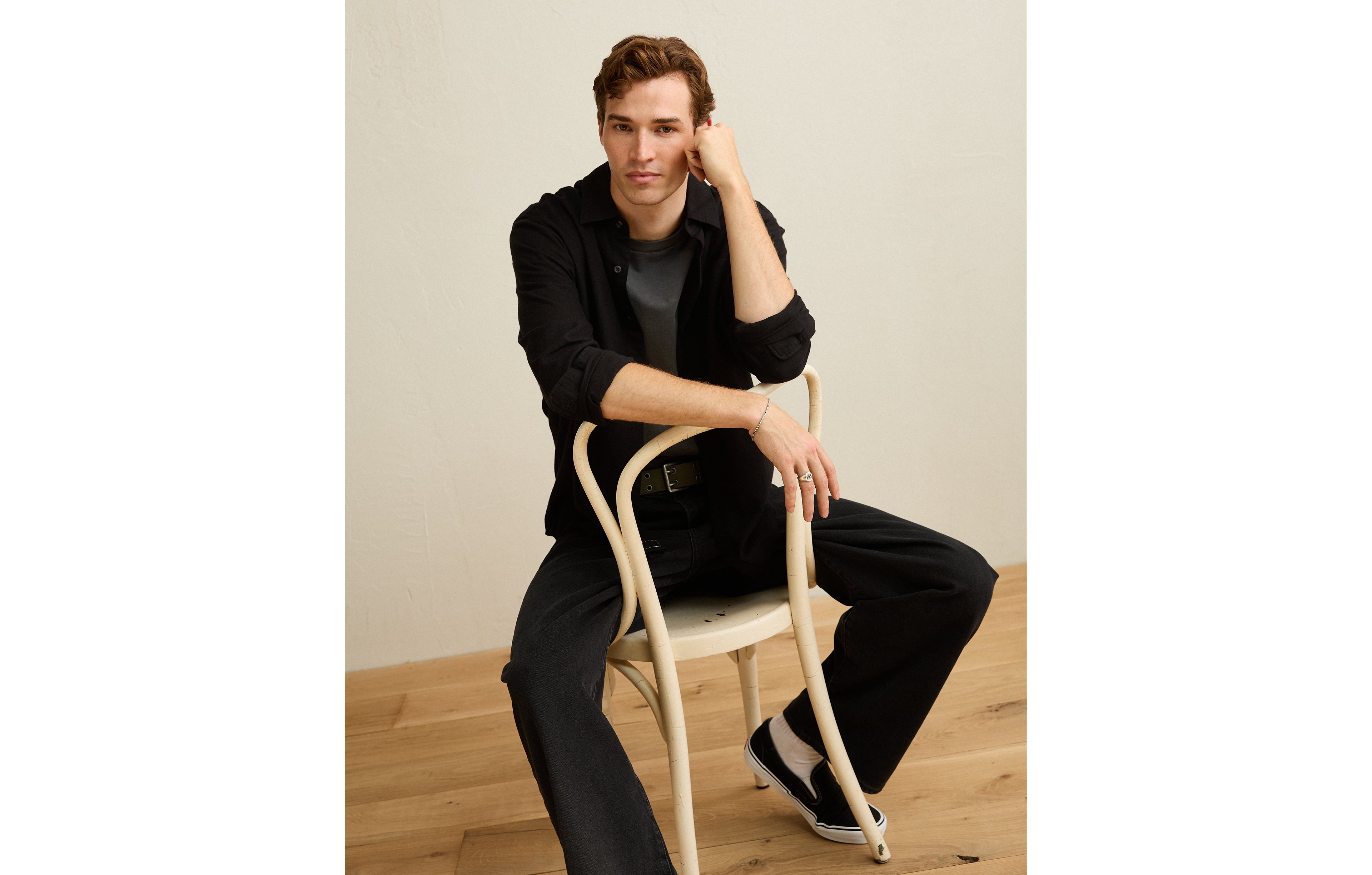 AE Standard Fit Twill Button-Up Shirt