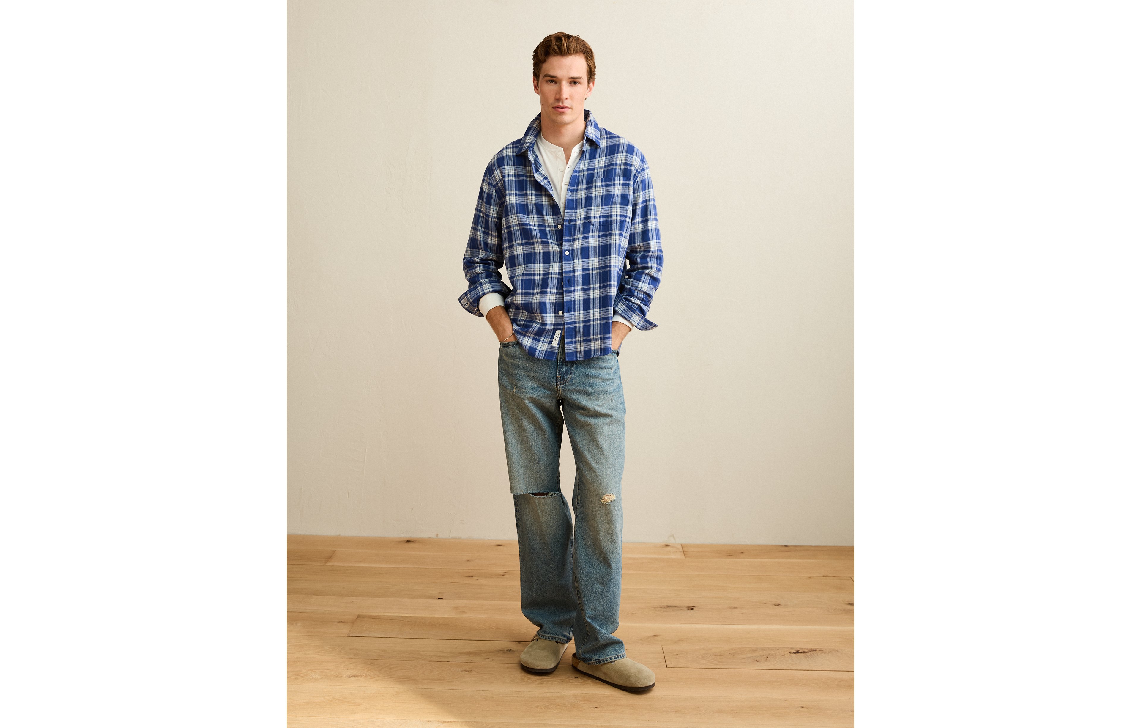 AE Standard Fit Twill Button-Up Shirt