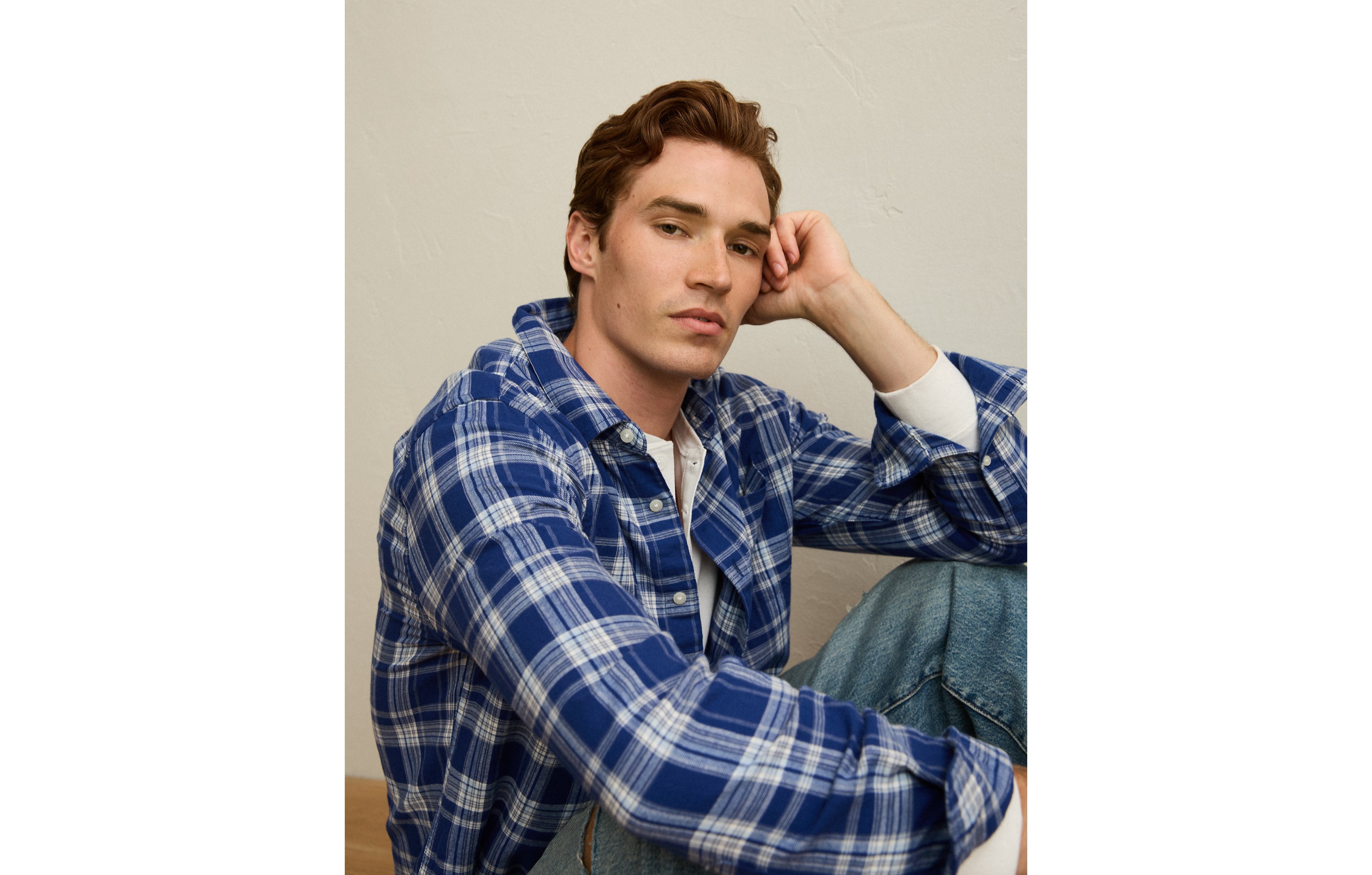AE Standard Fit Twill Button-Up Shirt