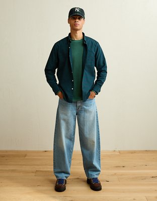AE Standard Fit Oxford Button-Up Shirt