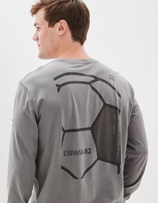 Мужские футболки American Eagle AE x FIFA® Long-Sleeve Graphic T-Shirt — фото 2