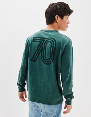 AE x FIFA® Long-Sleeve Graphic T-Shirt