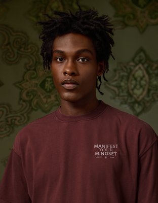 AE x Tru Kolors Manifest Your Mindset Graphic T-Shirt