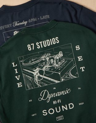 AE x Tru Kolors Playera con Gráfico de Listening Lounge