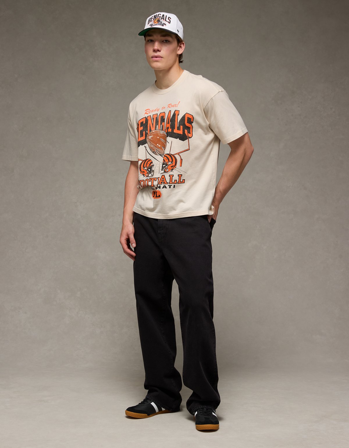 NFL Boxy Cincinnati Bengals Graphic T-Shirt - image 5