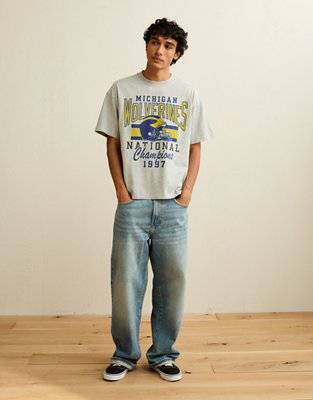 AE Boxy Fit Michigan Wolverines Graphic T-Shirt