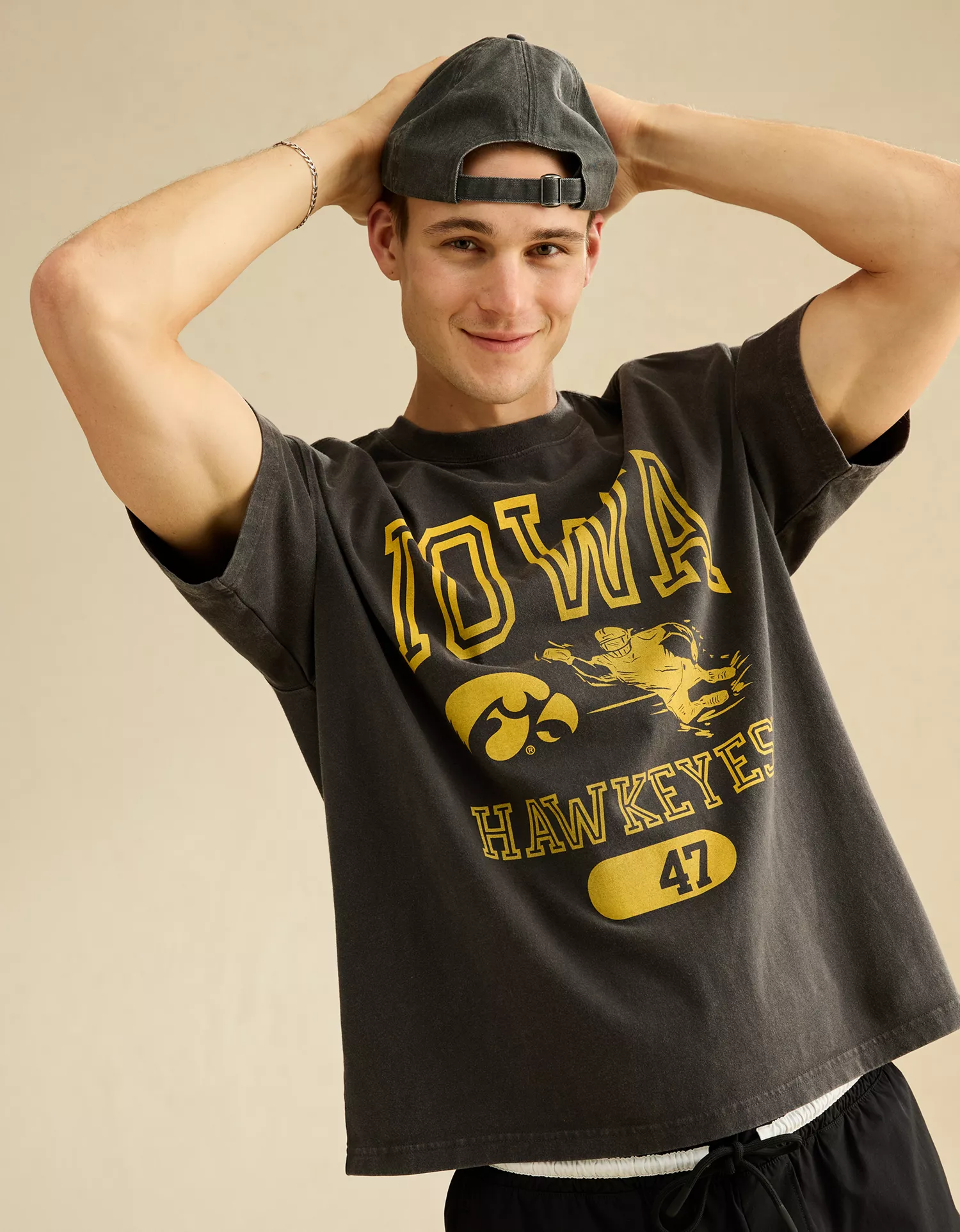 AE Boxy Fit Iowa Hawkeyes Graphic T-Shirt - thumbnail 7
