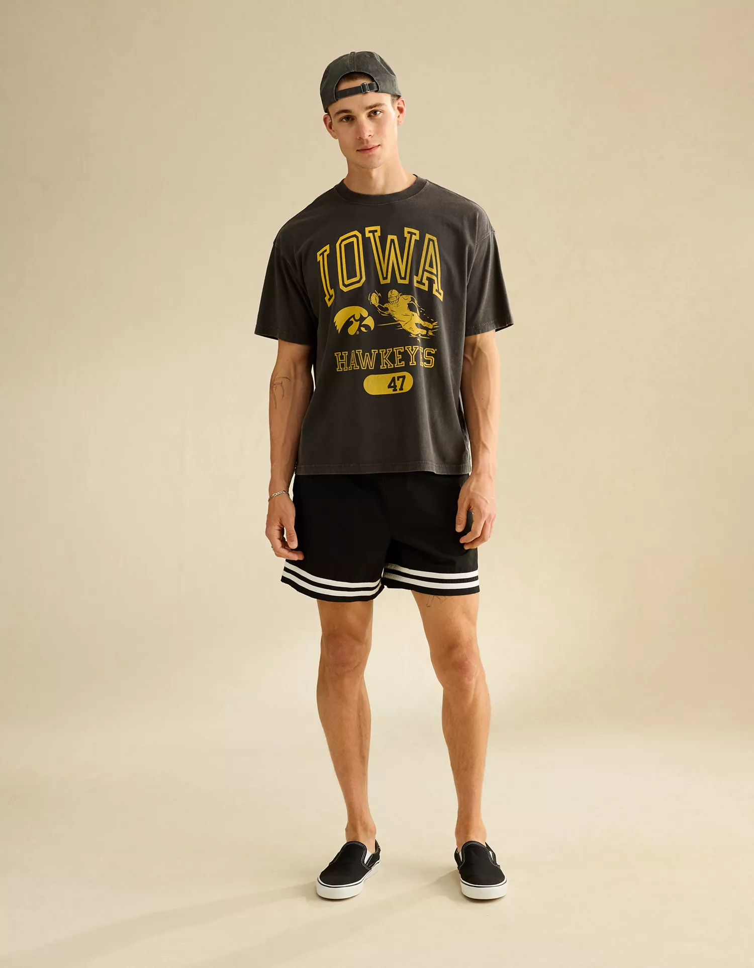 AE Boxy Fit Iowa Hawkeyes Graphic T-Shirt - thumbnail 5