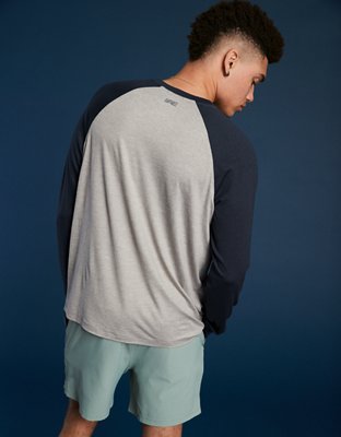 Мужские футболки American Eagle AE 24/7 Long-Sleeve Raglan Graphic T-Shirt — фото 2