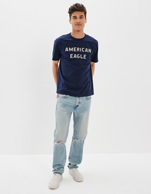 AE Playera con Gráfico de Logotipo de Fit Estándar