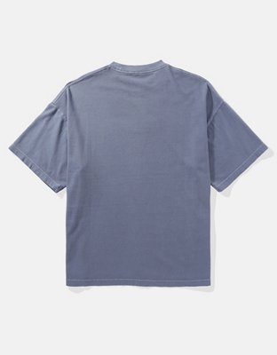 Camiseta extragrande con gráfico AE