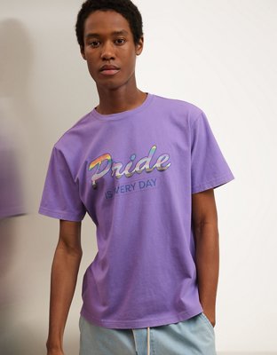 T-shirt con gráfico de Pride AE