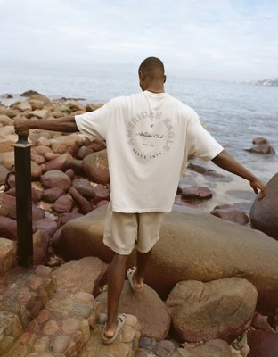 AE Boxy Logo Graphic T-Shirt