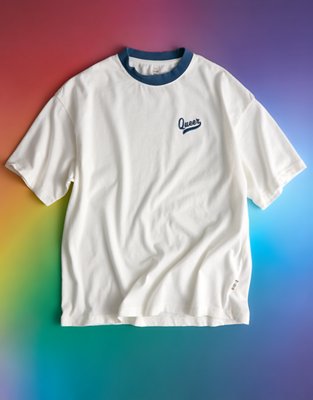 T-shirt con gráfico de Pride AE