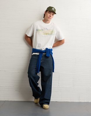 AE Boxy Destination Graphic T-Shirt