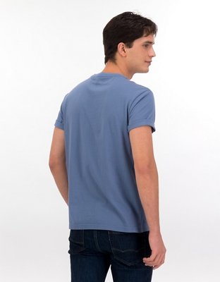 AE Eagle Graphic T-Shirt