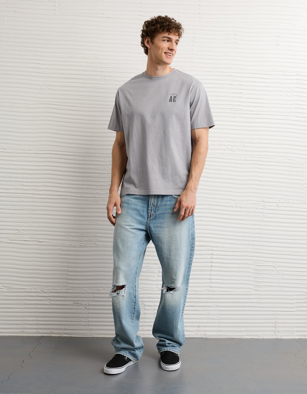 AE Logo Graphic T-Shirt - image 3