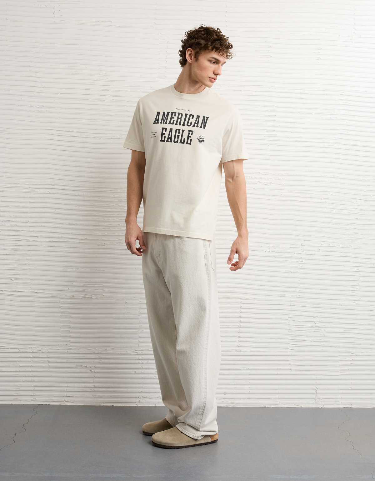 AE Logo Graphic T-Shirt - image 5