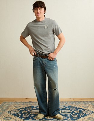 AE Standard Fit Lightweight Logo Graphic T-Shirt