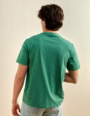 AE Standard Fit Lightweight Logo Graphic T-Shirt