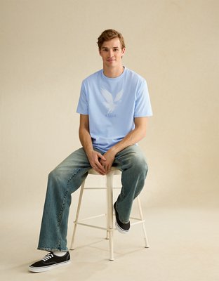 AE Standard Fit Lightweight Logo Graphic T-Shirt