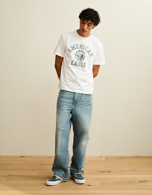 AE Standard Fit Graphic Logo T-Shirt