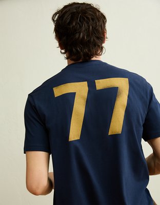 AE Standard Fit Graphic Logo T-Shirt
