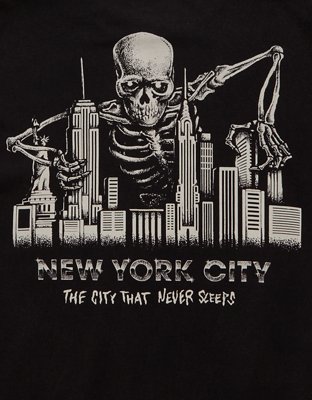 AE Standard Fit Halloween Graphic T-Shirt