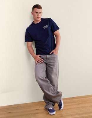 AE Standard Fit Graphic T-Shirt
