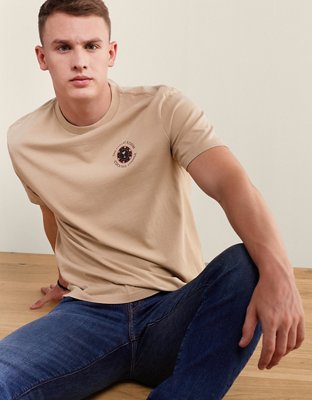 AE Standard Fit Graphic T-Shirt