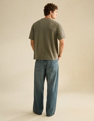 AE Standard Fit Logo Graphic T-Shirt