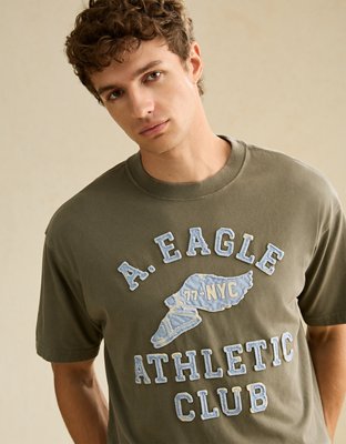 AE Standard Fit Logo Graphic T-Shirt