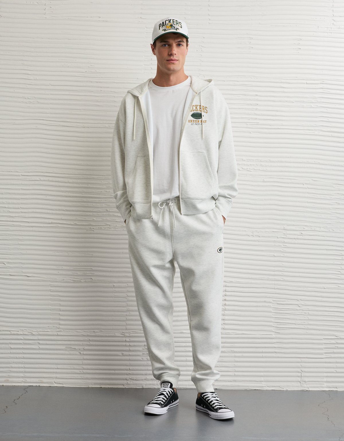 NFL Green Bay Packers Graphic Jogger - image 1