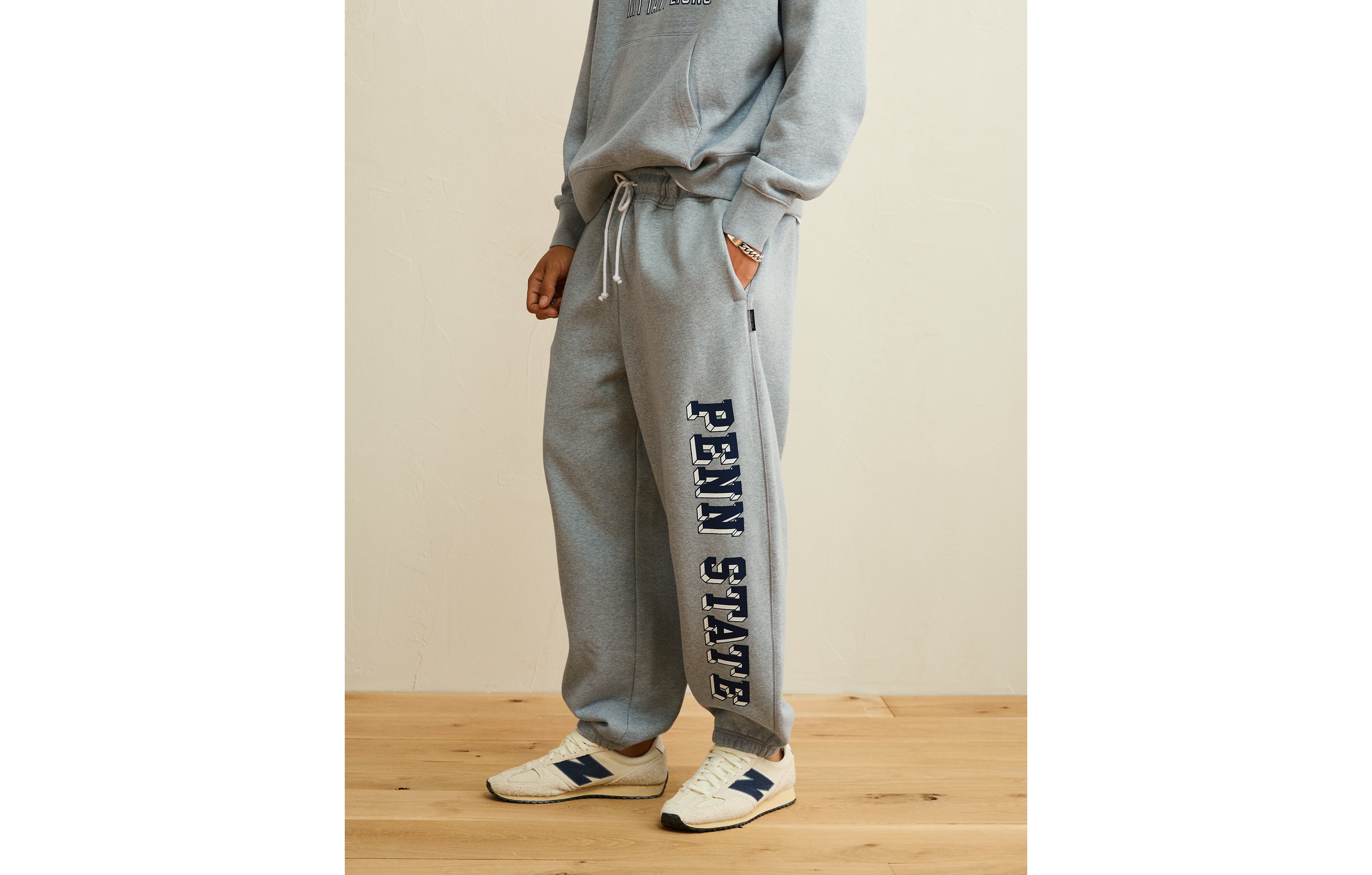 AE State Fleece Sweatpant