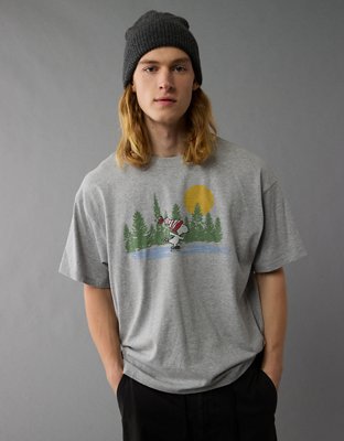 AE Boxy Snoopy Holiday Graphic T-Shirt