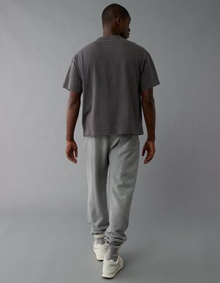 AE Boxy Graphic T-Shirt