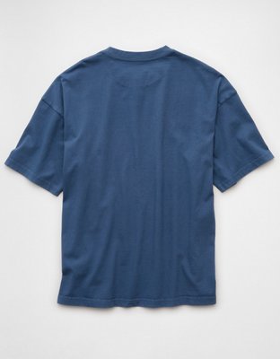 AE Boxy Snoopy Graphic T-Shirt