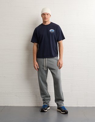 AE Boxy Snoopy Graphic T-Shirt