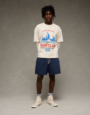 AE Boxy Snoopy Graphic T-Shirt