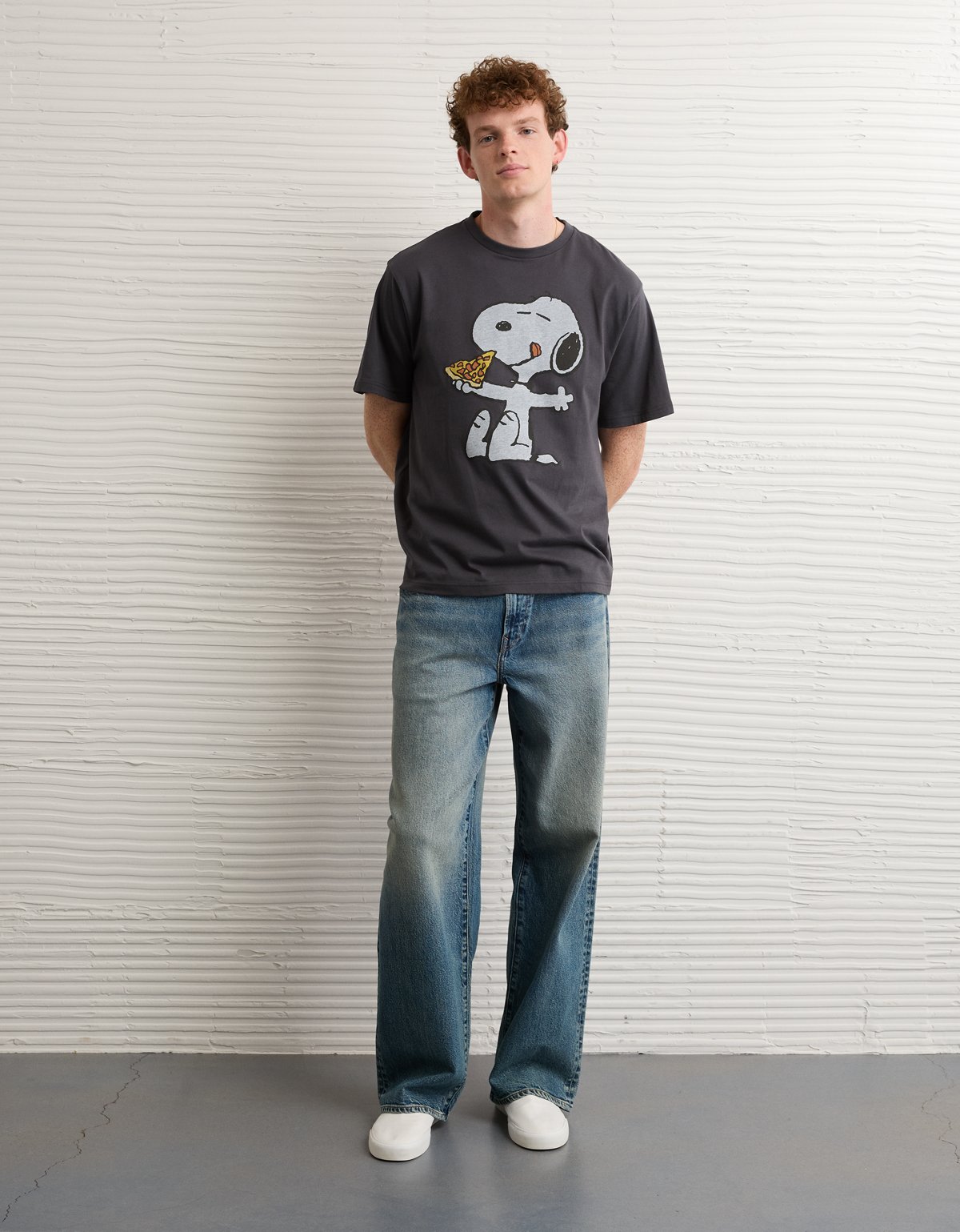 AE Standard Fit Snoopy Graphic T-Shirt - image 4