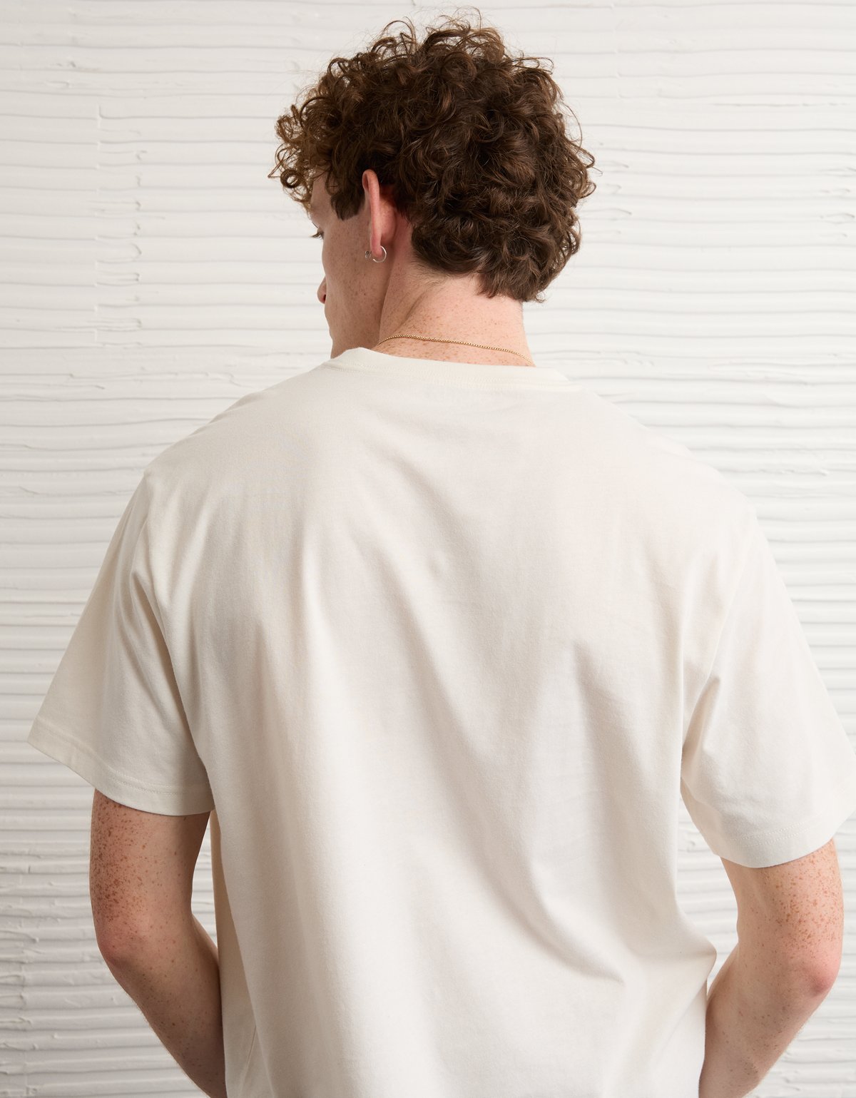 AE Standard Fit Snoopy Graphic T-Shirt - image 2