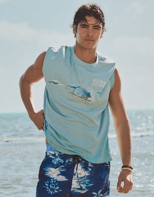 AE Boxy Fit Kona Beer Graphic T-Shirt | American Eagle
