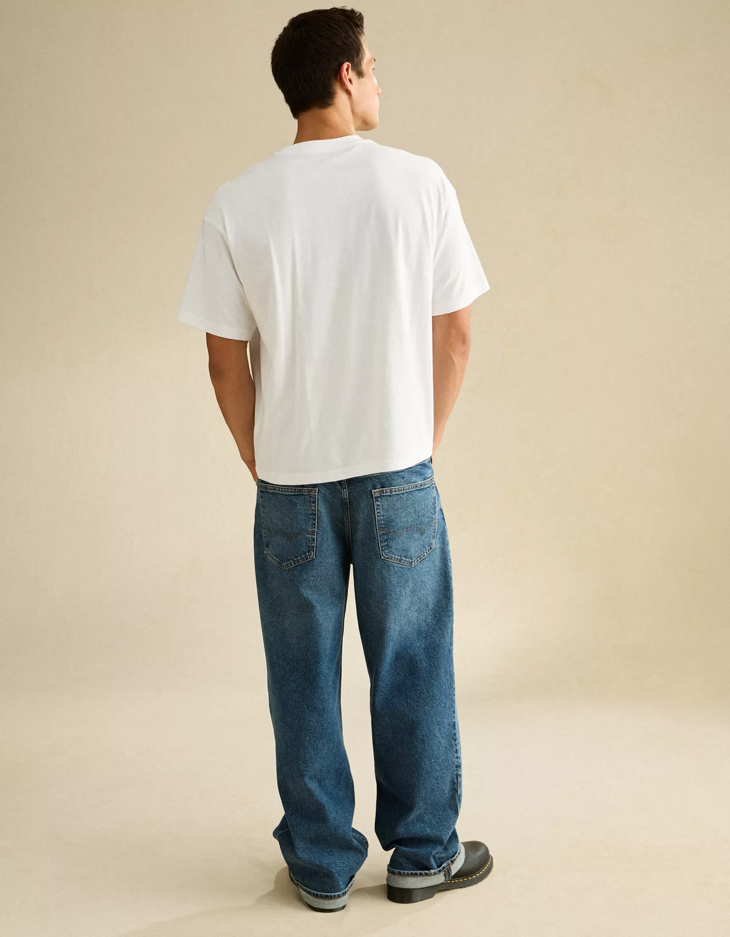 AE Boxy Fit White Castle Graphic T-Shirt - thumbnail 2